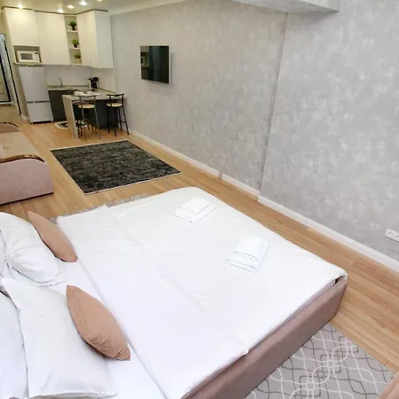Great Cozy Apt In The Heart Of The City Tu116 阿拉木图 外观 照片