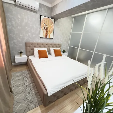Great Cozy Apt In The Heart Of The City Tu116 Almaty Exterior photo